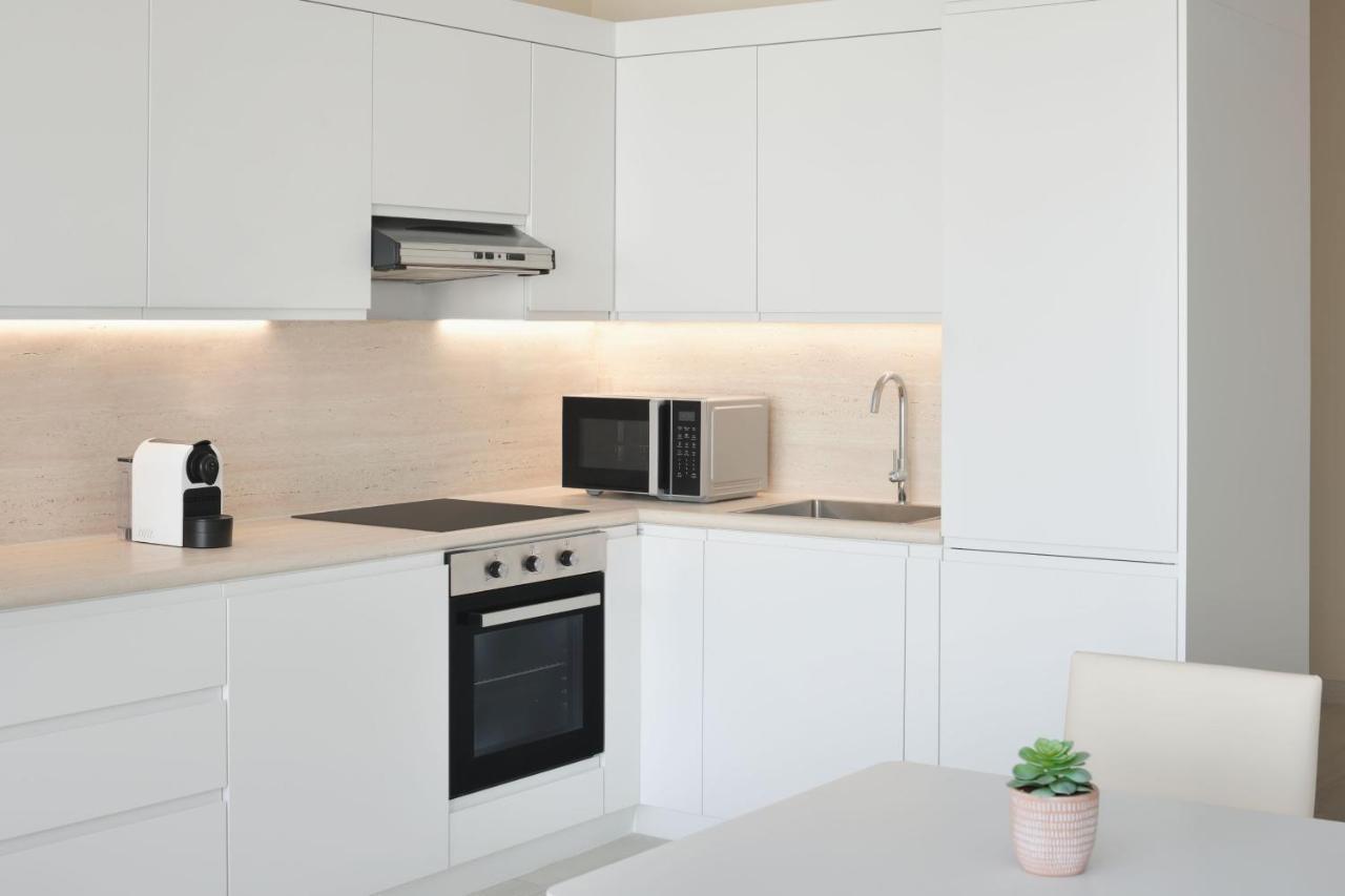 Hotel Element By Westin West Bay Ad-Dauha Zewnętrze zdjęcie A modern kitchen