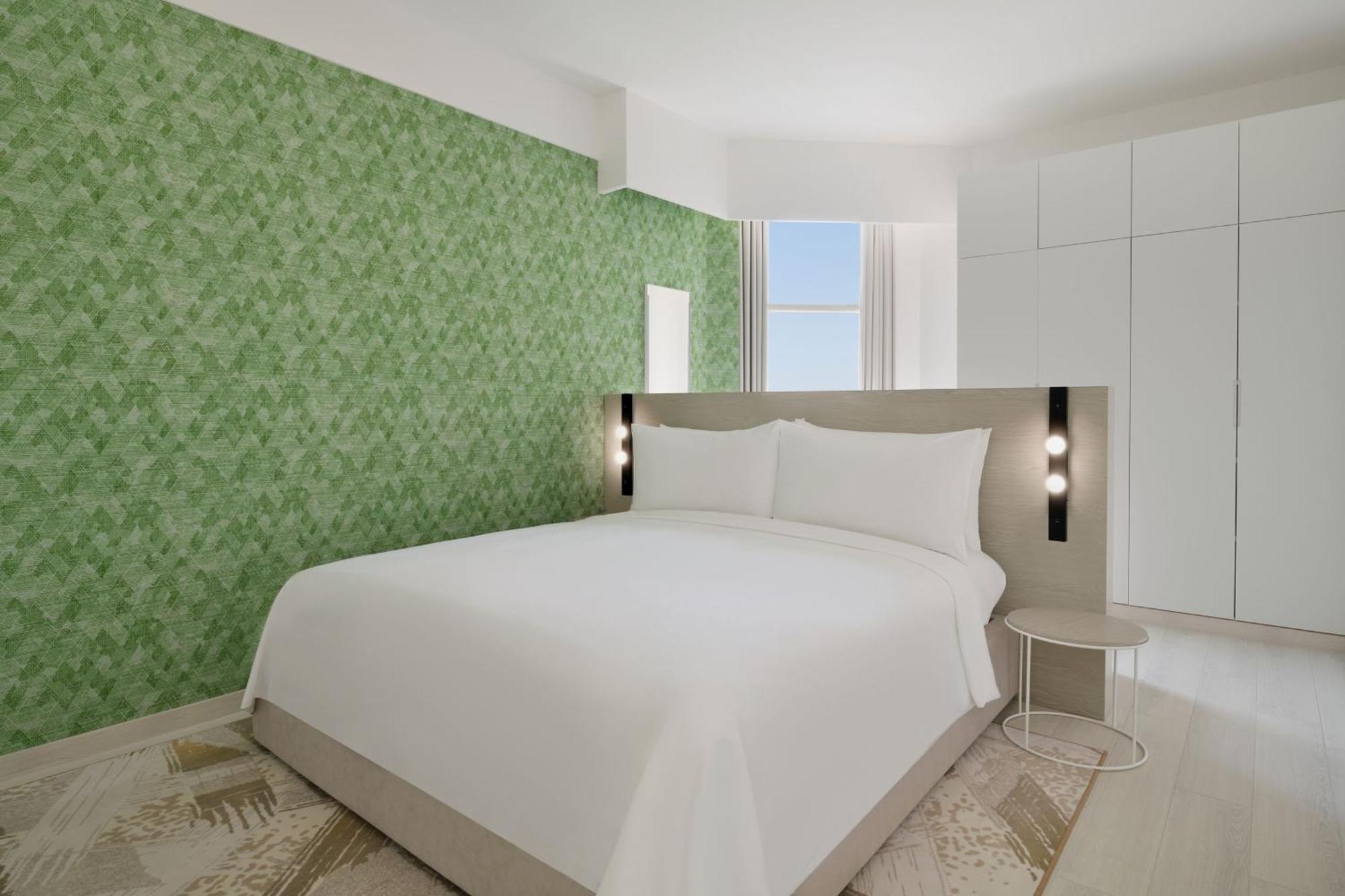 Hotel Element By Westin West Bay Ad-Dauha Zewnętrze zdjęcie A bedroom